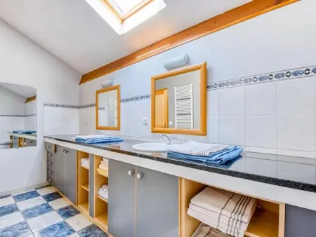 Gite de Lapile, Spacieux gite avec piscine privé et vue dégagée - Photo 6