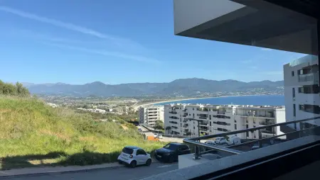 Appartement en bord de mer à Ajaccio - 68 m², 6 personnes - Photo 1