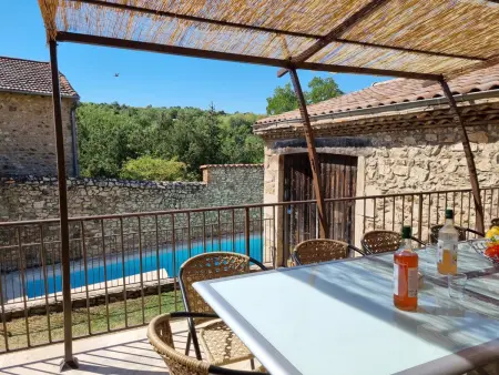 Maison de caractère avec piscine - 12 pers., Gite 12 personnes à MACLAS - Photo 2