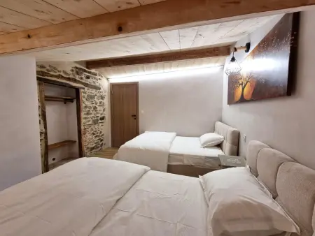 Maison de caractère avec piscine - 12 pers., Gite 12 personnes à MACLAS - Photo 30