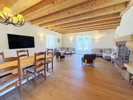 Superbe maison de campagne, piscine et climatisation - Photo 6