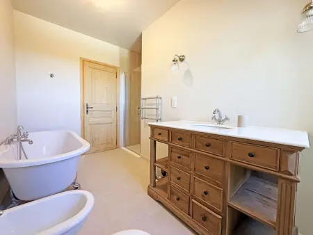 Superbe maison de campagne, piscine et climatisation - Photo 21