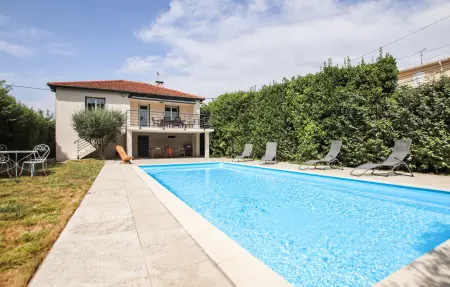 With house, Maison 6 personnes à Montélimar - Photo 6