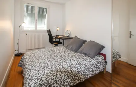 With house, Maison 6 personnes à Montélimar - Photo 14