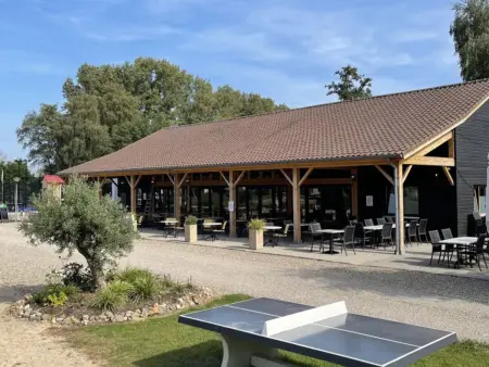Camping Papillon Kinrooi - Pipowagen 4 p. terras - Photo 10