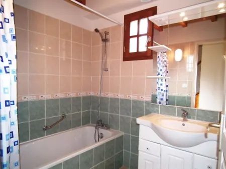 Domäne mit Jacuzzi, Maison 8 personnes à Gavaudun - Photo 7
