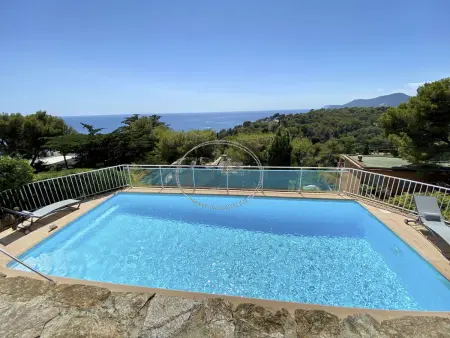 1923604, Maison 6 personnes à Carqueiranne - Photo 2