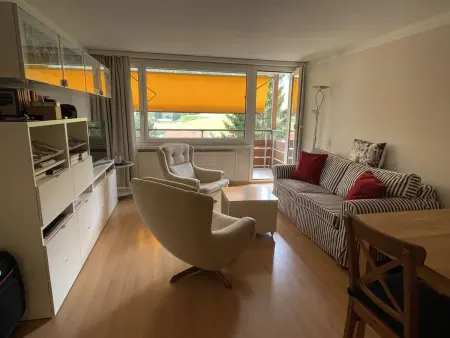 Tgesa Sunnmatt Nr 11 Appartement/Fewo, Dusche, WC, 1 Schlafraum - Photo 3