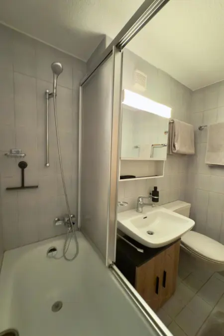 Cadras 14 Appartement/Fewo, Dusche oder Bad, WC, 2 Schlafräume - Photo 19