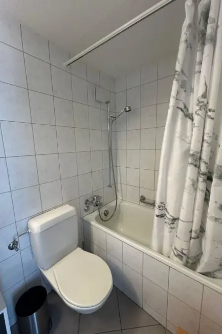 Tgesa Tgampi T20 Appartement/Fewo, Dusche, WC, 2 Schlafräume - Photo 10