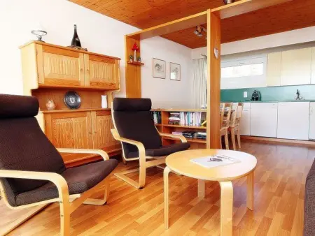 Tgesa Sunnmatt Nr. 13 Appartement/Fewo, Bad, WC, 1 Schlafraum - Photo 3