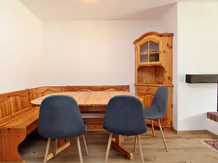 Las Vals A2 Appartement/Fewo, Bad, WC, 2 Schlafräume 3 Zimmerwohnung - 4 Betten - Photo 3