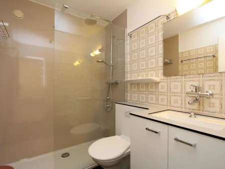 Las Vals E03 Appartement/Fewo, Dusche, WC, 2 Schlafräume - Photo 8