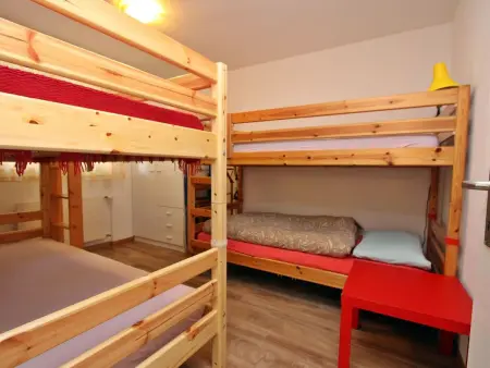 Las Vals E03 Appartement/Fewo, Dusche, WC, 2 Schlafräume - Photo 10
