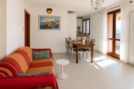 Le Chat Noir, Superbe appartement avec piscine et vue sur le lac - Photo 2