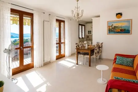 Le Chat Noir, Superbe appartement avec piscine et vue sur le lac - Photo 26