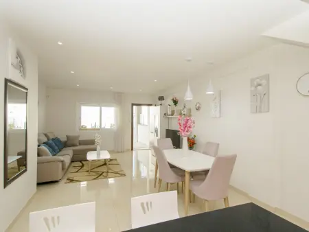 Bungalow moderne avec clim et WiFi - 4 pers., Bungalow 4 personnes à Torrevieja - Photo 7