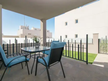 Bungalow moderne avec clim et WiFi - 4 pers., Bungalow 4 personnes à Torrevieja - Photo 16