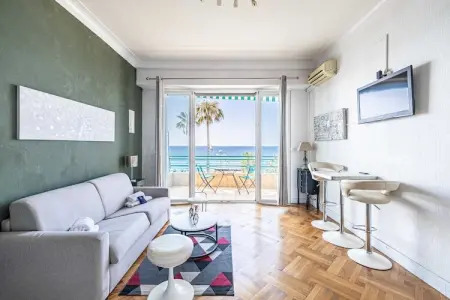MA-3-ANGLAIS, Charmant appartement climatisé pour 2 personnes en bord de mer - Nice - Photo 7