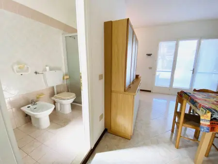 Moderne Villa mit Terrasse, Grill, Privatgarten, Maison 4 personnes à Comacchio - Photo 15