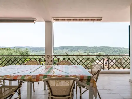 Quadrilocale in villa con piscina, Appartement 8 personnes à Peschici - Photo 3
