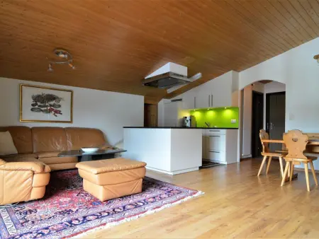 Tgesa Zundregn Appartement/Fewo, Bad, WC, 3 Schlafräume - Photo 1