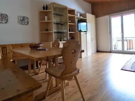 Tgesa Zundregn Appartement/Fewo, Bad, WC, 3 Schlafräume - Photo 3