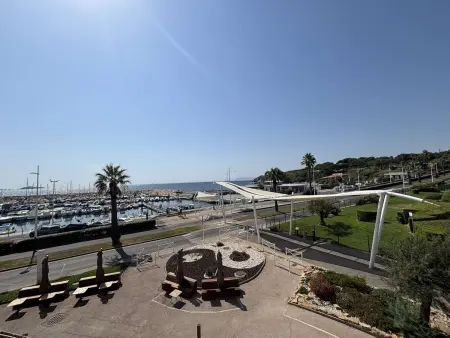 Appartement au calme avec vue mer - 4 pers., Appartement 4 personnes à Six Fours les Plages - Photo 9