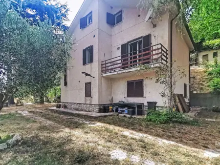 La Casa dei Cedri, Gite 5 personnes à Rieti - Photo 8