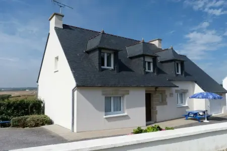 436054, Maison de vacances à Esquibien avec terrasse - Photo 3