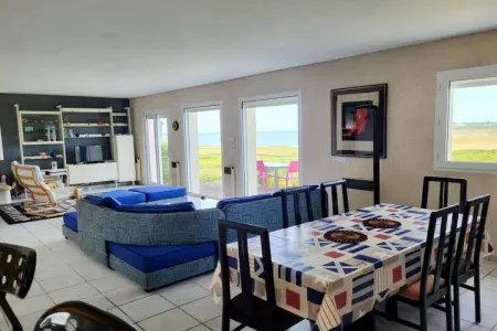 436054, Maison de vacances à Esquibien avec terrasse - Photo 9