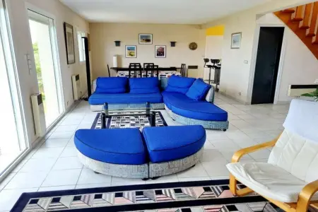 436054, Maison de vacances à Esquibien avec terrasse - Photo 11