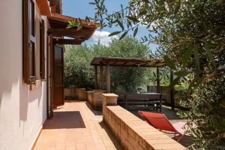 313601, Villa à Riparbella avec piscine - Photo 12