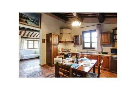 313601, Villa à Riparbella avec piscine - Photo 22