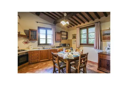 313601, Villa à Riparbella avec piscine - Photo 26