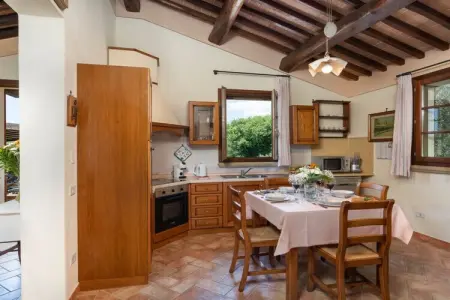 313601, Villa à Riparbella avec piscine - Photo 33