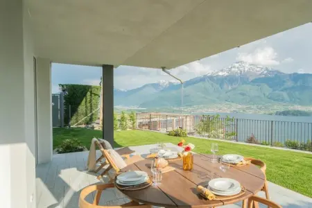752889, Villa à Vercana (CO) avec Wi-Fi - Photo 2