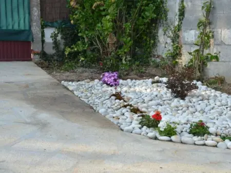 Sehr helle Villa in Strandnähe mit großem Garten und überdachter Terrasse - Photo 12