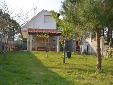 Sehr helle Villa in Strandnähe mit großem Garten und überdachter Terrasse - Photo 17