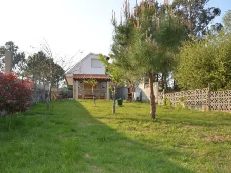 Sehr helle Villa in Strandnähe mit großem Garten und überdachter Terrasse - Photo 25