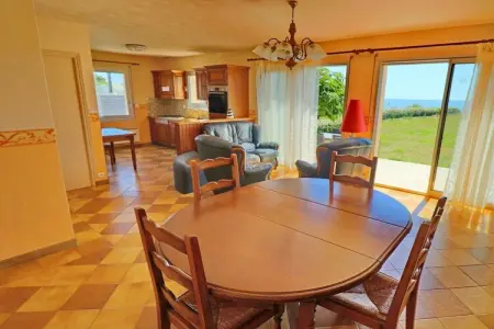 266459, Maison de vacances à Plouhinec avec terrasse - Photo 6
