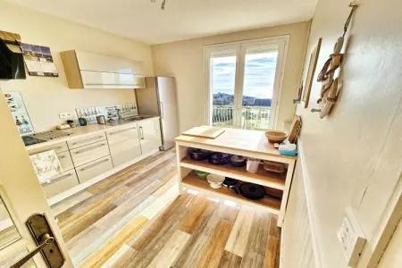 589635, Maison de vacances à Plouhinec avec terrasse - Photo 10