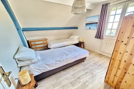 589635, Maison de vacances à Plouhinec avec terrasse - Photo 26