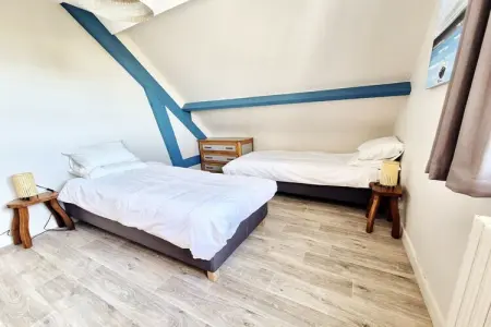589635, Maison de vacances à Plouhinec avec terrasse - Photo 27