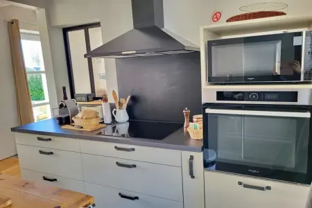 545364, Maison de vacances à Plouhinec avec terrasse - Photo 13