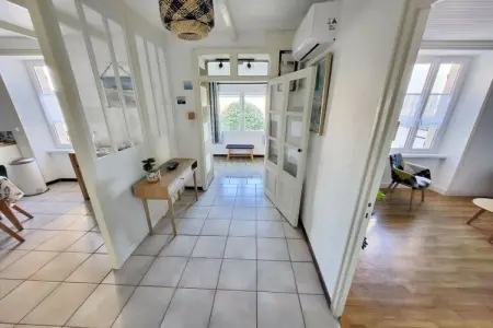 451973, Maison de vacances à Plouhinec avec parking - Photo 7