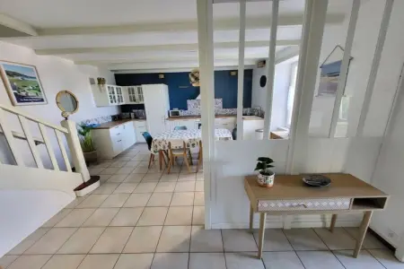 451973, Maison de vacances à Plouhinec avec parking - Photo 8