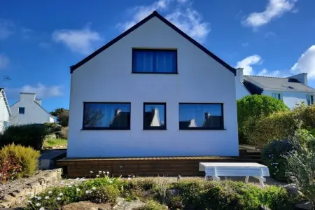 447712, Maison de vacances à Plouhinec avec terrasse - Photo 4