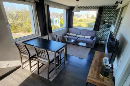 447712, Maison de vacances à Plouhinec avec terrasse - Photo 10