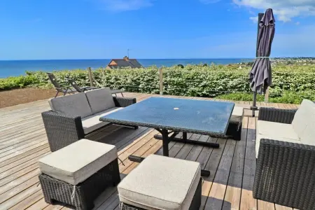 440618, Maison de vacances à Plouhinec avec terrasse - Photo 1